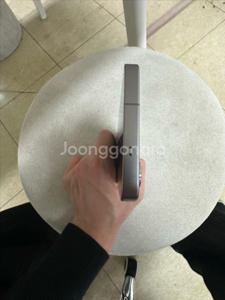 갤럭시 S25 256GB 실버쉐도우 급처판매합니다--2