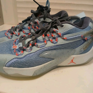 조던 농구화 3회착용 250사이즈