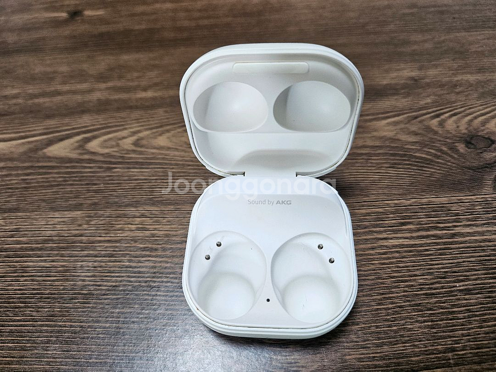 버즈2 프로 충전기--1