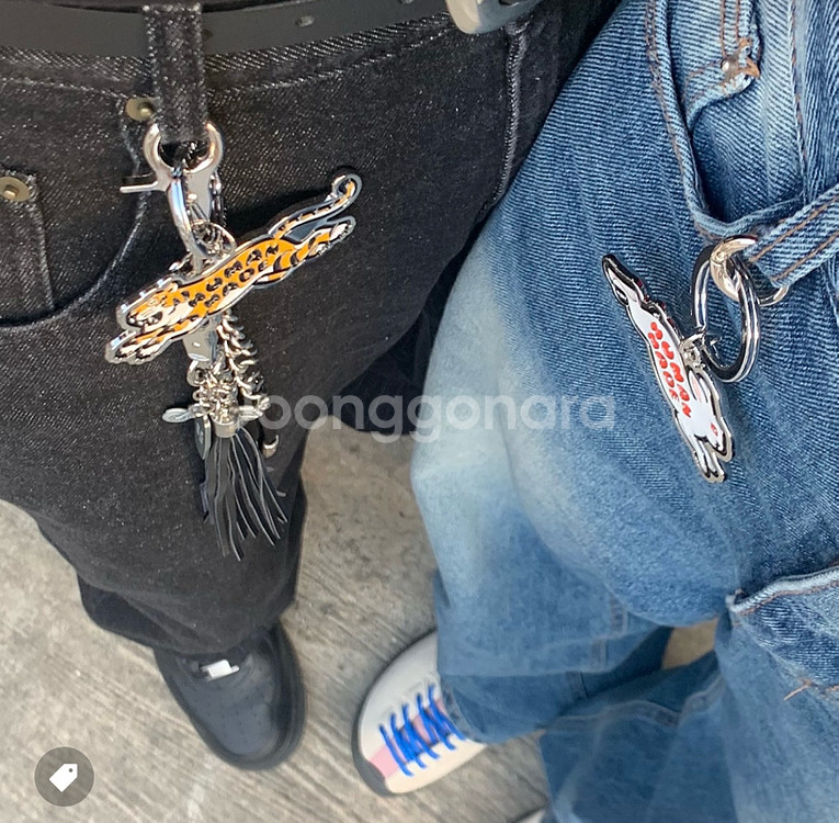 휴먼메이드 오클리 스투시 키링 모두 처분--5