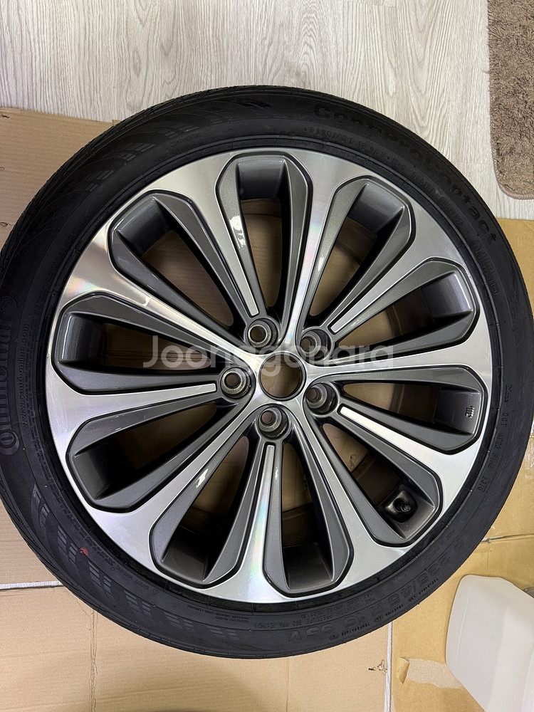 제네시스BH 오란씨 휠/타이어 235 45 19 2짝--2