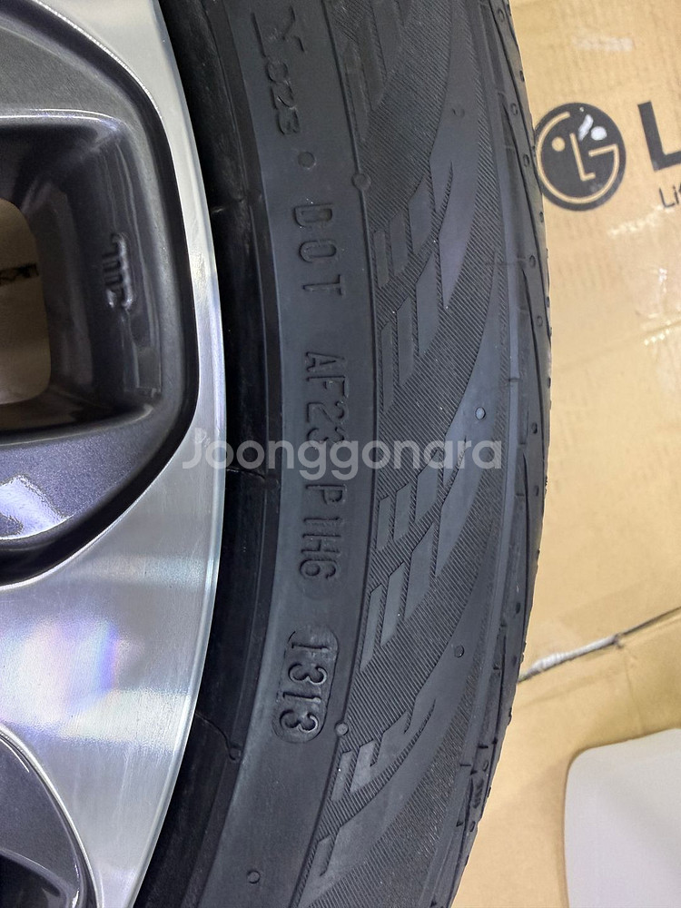 제네시스BH 오란씨 휠/타이어 235 45 19 2짝--3