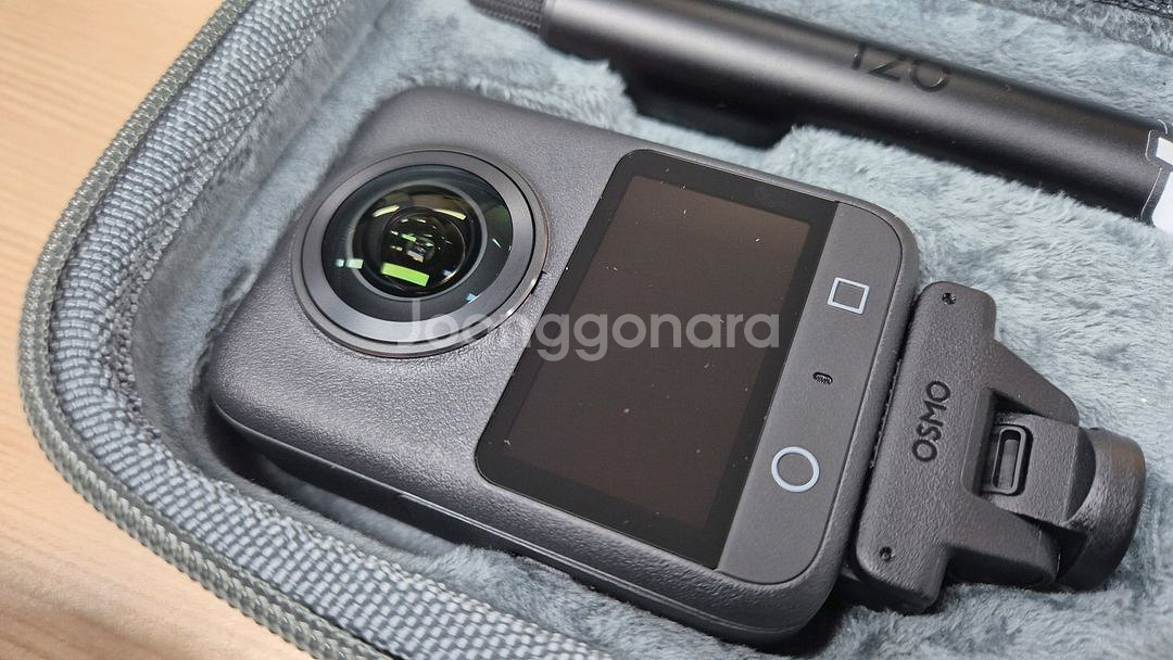 DJI osmo 360 어드벤스 콤보--2