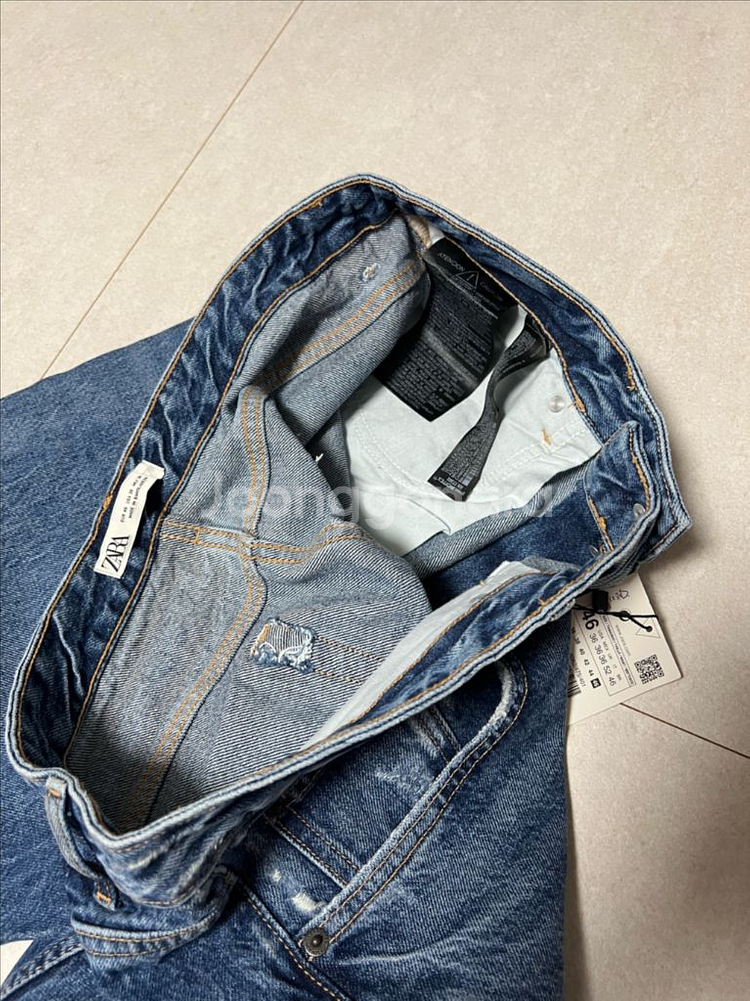 새제품 - ZARA 36 남성 슬림크롭 워싱 데님 청바--6