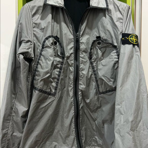 스톤아일랜드 벨루어자켓 (새상품급)