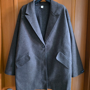 짙은 브라운 원버튼 핸드메이드 코트