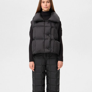 ienki ienki 옌키옌키 코지 클라우드 베스트패딩 비이커 톰그레이하운드