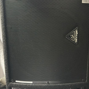 베링거 EUROLIVE F1220D 스피커