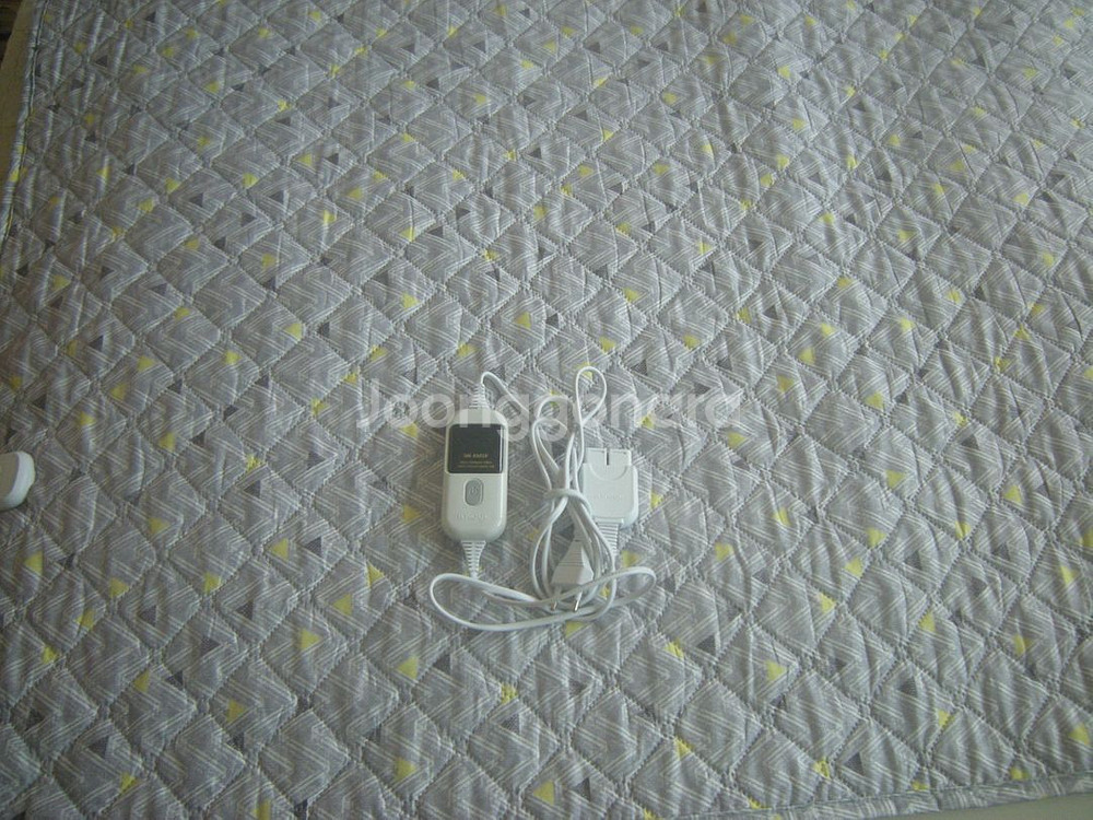 일월 빗살패턴 카본고급매트 더블사이즈/아디다스 나이키 캠핑 등산낚시헬스요가자전거배낭여행골프 조던acg--1