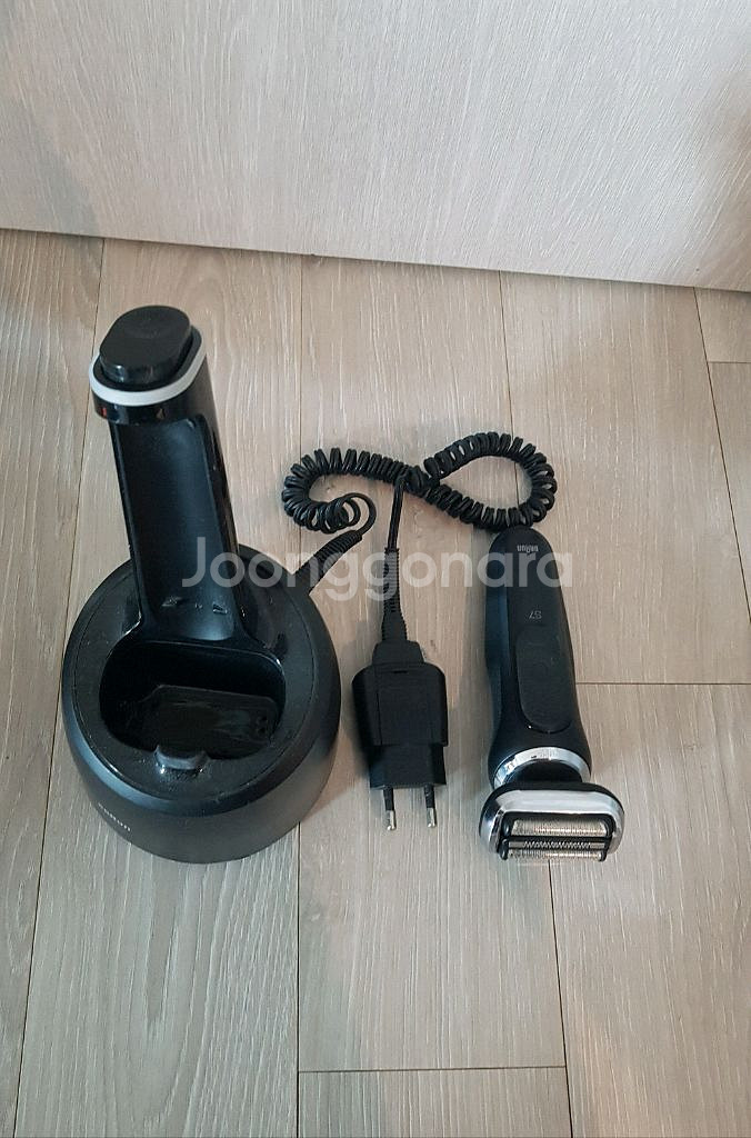 브라운 S7 프로9000 전기면도기 세트--2