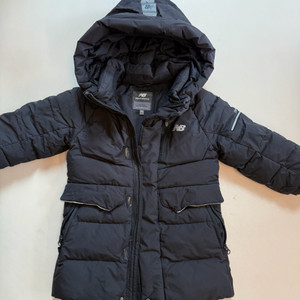 뉴발란스 키즈 구스다운 롱패딩 100