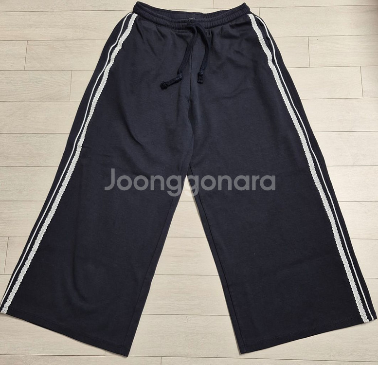 고급 자라 여성 크롭 트레이닝 팬츠 M--0