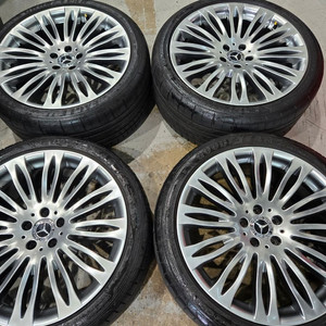 W222 벤츠S클래스 S560 마이바흐 20인치 순정 휠타이어 판매합니다