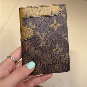 루이비통 포켓 오거나이저 M26010