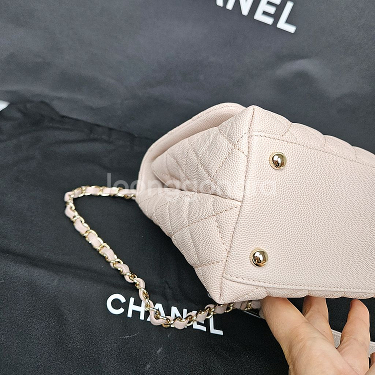 샤넬 코코핸들 미듐 캐비어--3