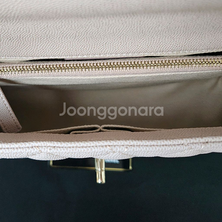 샤넬 코코핸들 미듐 캐비어--6