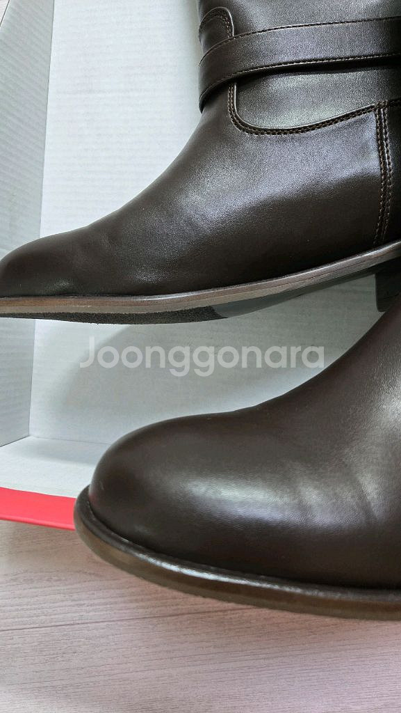 코모레비뮤지엄 소가죽 스트랩 클래식 미들부츠250 /km083--3