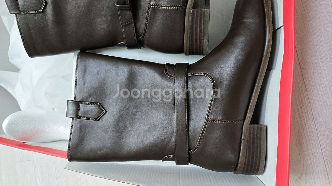 코모레비뮤지엄 소가죽 스트랩 클래식 미들부츠250 /km083--5