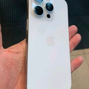 아이폰16프로맥스 256 티타늄데저트 상태A++급 팝니다