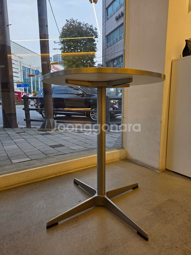 플랜트란스 모모체어(의자) 윌리 카페 테이블 900--7