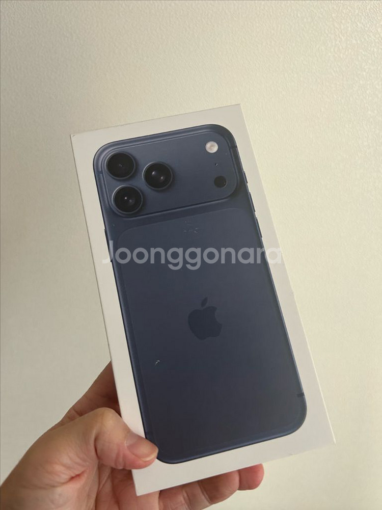 아이폰17프로맥스 512G 미개봉(카메라무음)--0