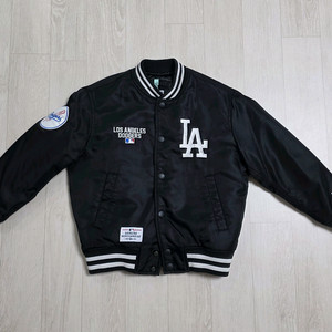 뉴에라키즈 MLB LA 다저스 스타디움 자켓 블랙 130 판매합니다.