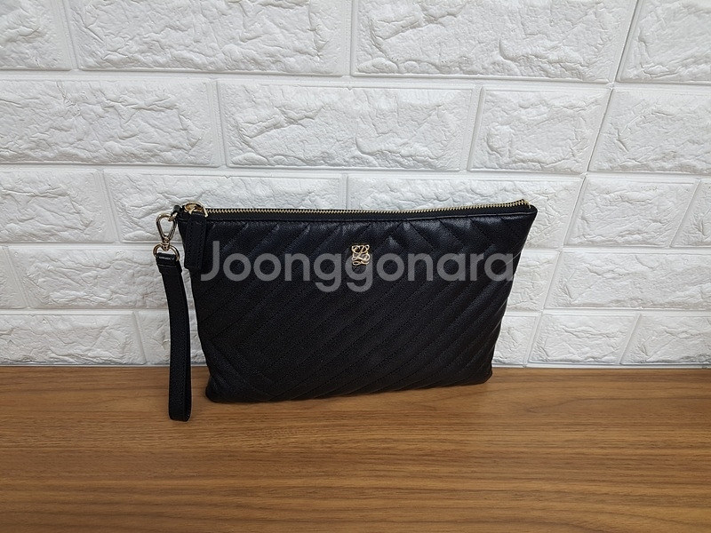 루이까또즈 여성 클러치백 (퀄팅 가죽)--0