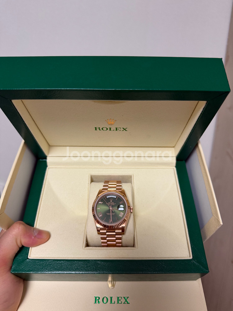 ㅋㄹ 롤렉스 데이데이트 올리브 그린 40mm--0