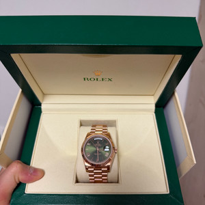 ㅋㄹ 롤렉스 데이데이트 올리브 그린 40mm