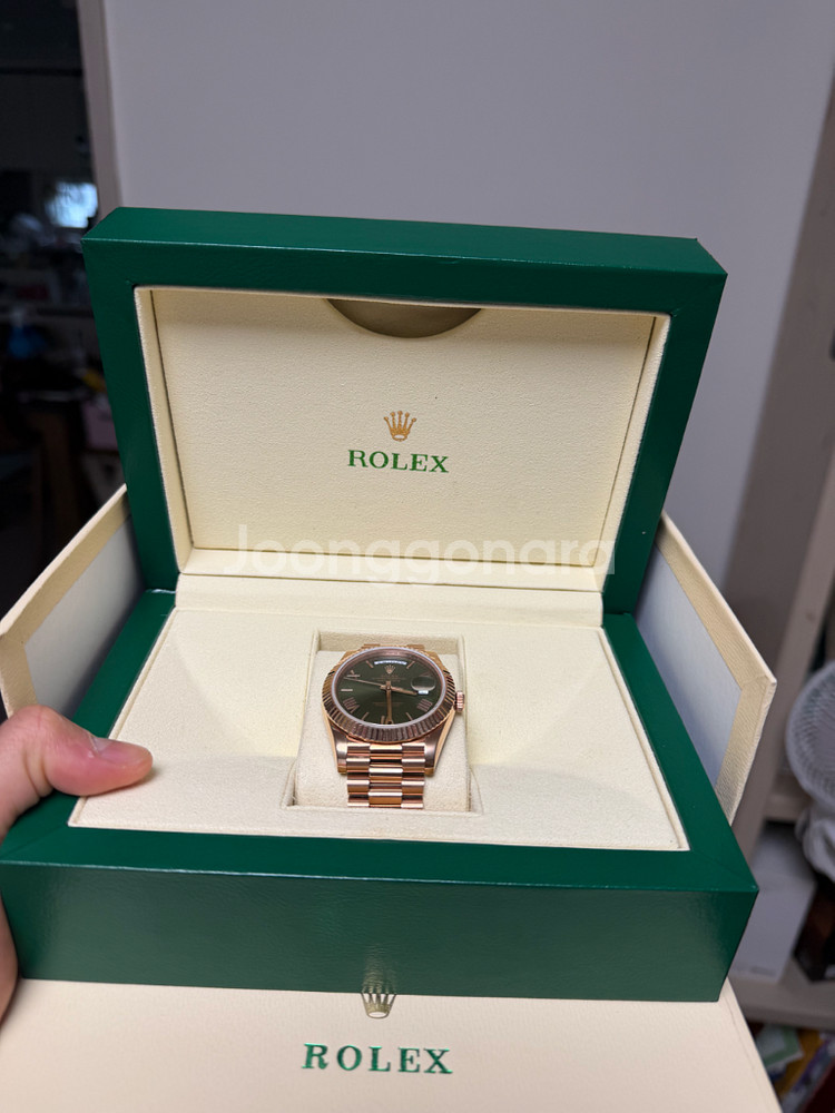 ㅋㄹ 롤렉스 데이데이트 올리브 그린 40mm--2