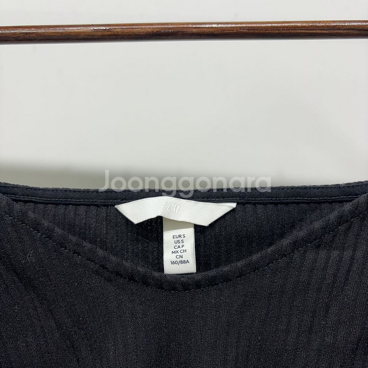 (85) H.M 흐앤므 여성 골지 퍼프 긴팔 티--1