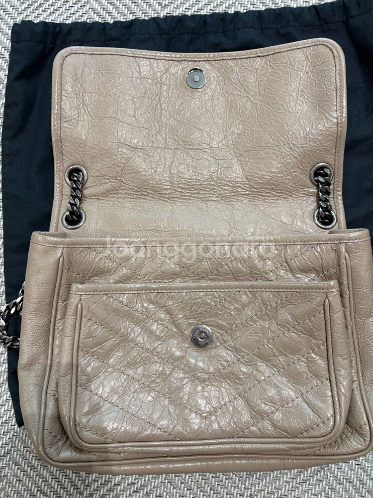 생로랑 니키백 미디움 베이지--7