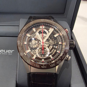 태그호이어 까레라 호이어01 스켈레톤 CAR201U 43MM