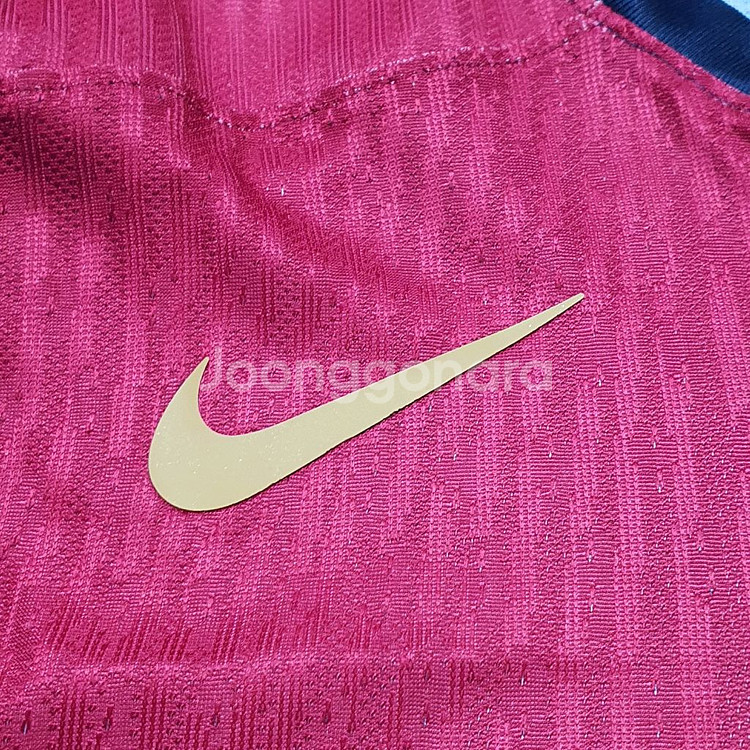 FC 바르셀로나와 스캇 콜라보 24/25 시즌 유니폼 새거--4