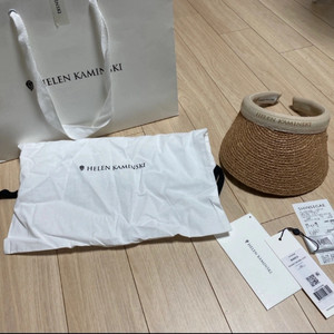 헬렌카민스키 비앙카 누가