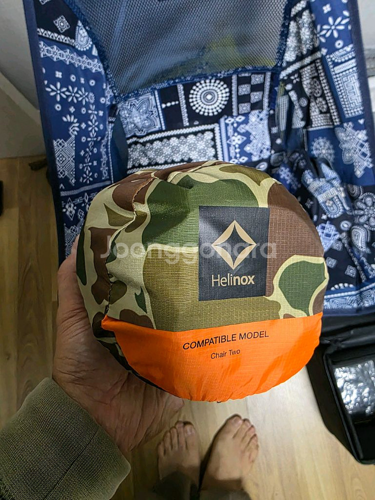 헬리녹스 반다나 체어투와 필드커버 포함으로 판매합니다.--4