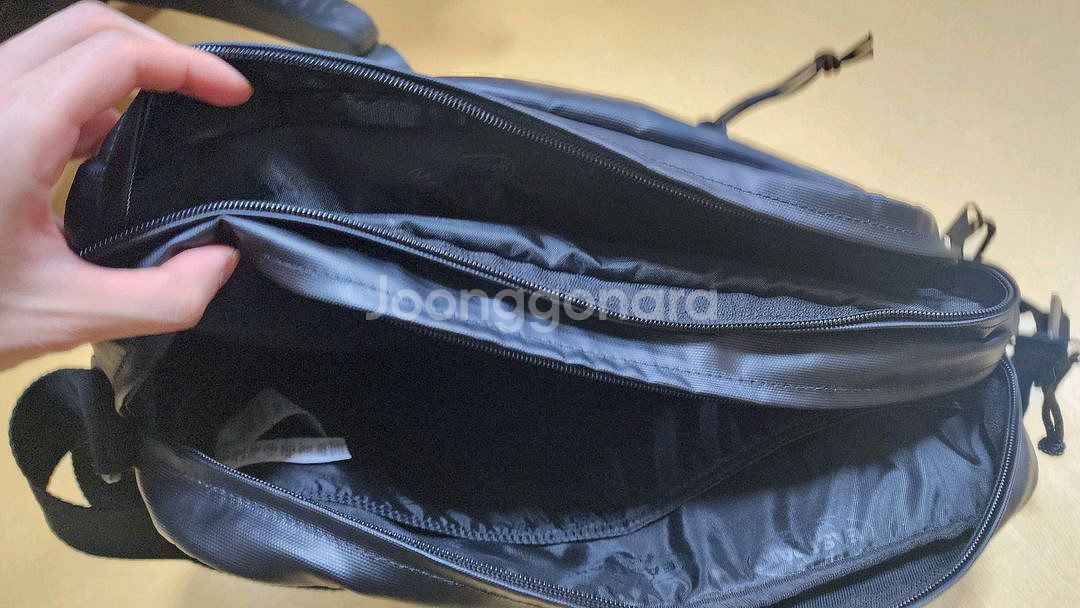 이스트팩 타프 메신저백 사첼 M--4