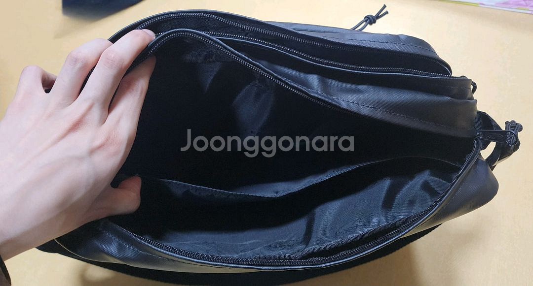 이스트팩 타프 메신저백 사첼 M--3