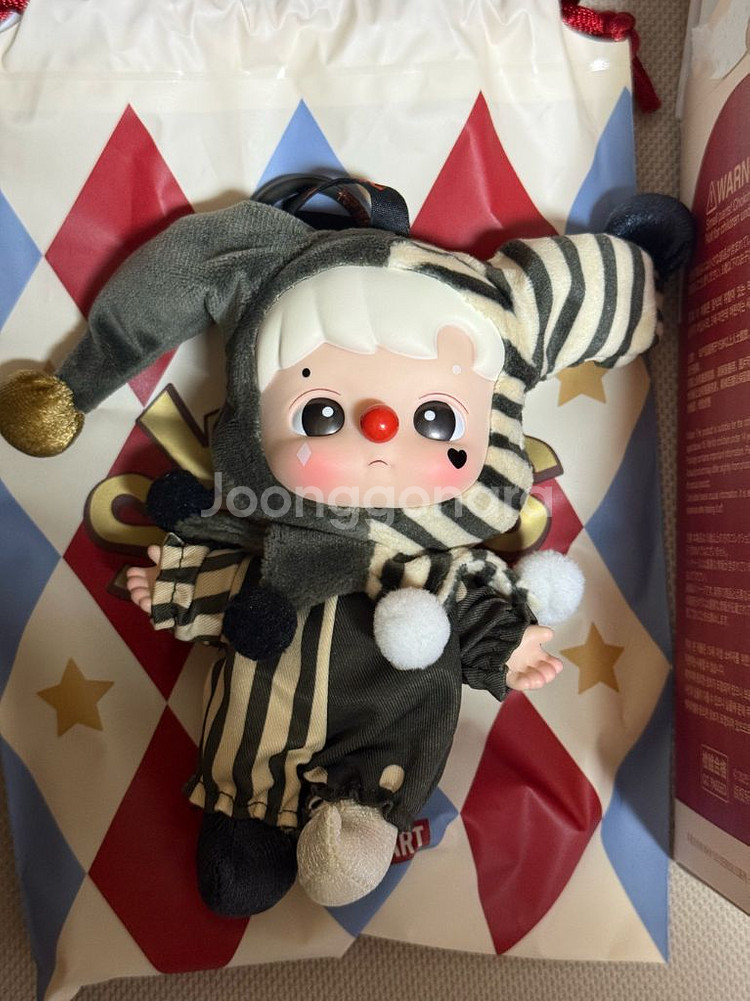 팝마트 와이 소 시리어스 시리즈 바이닐 플러시 펜던트 실버 미스트 클라운--2