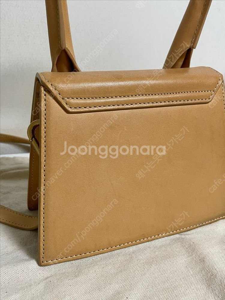 자크뮈스 르 치키토 모옌 토트백 다크 옐로우--6