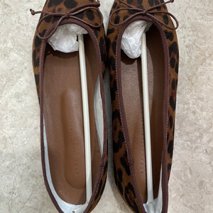 레오파드 패턴 호피 플랫슈즈 새상품