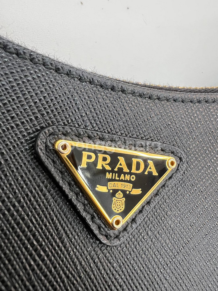 [중고명품 럭스올 울산점]프라다 리에디션 사피아노 숄더백 내장칩--8