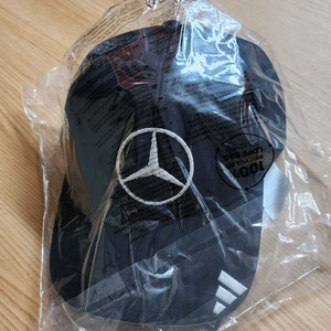 amg 페트로나스 f1팀 드라이버캡(미개봉)
