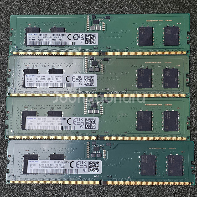 삼성 DDR5 5600B 8GB 4개 일괄 판매합니다.--0