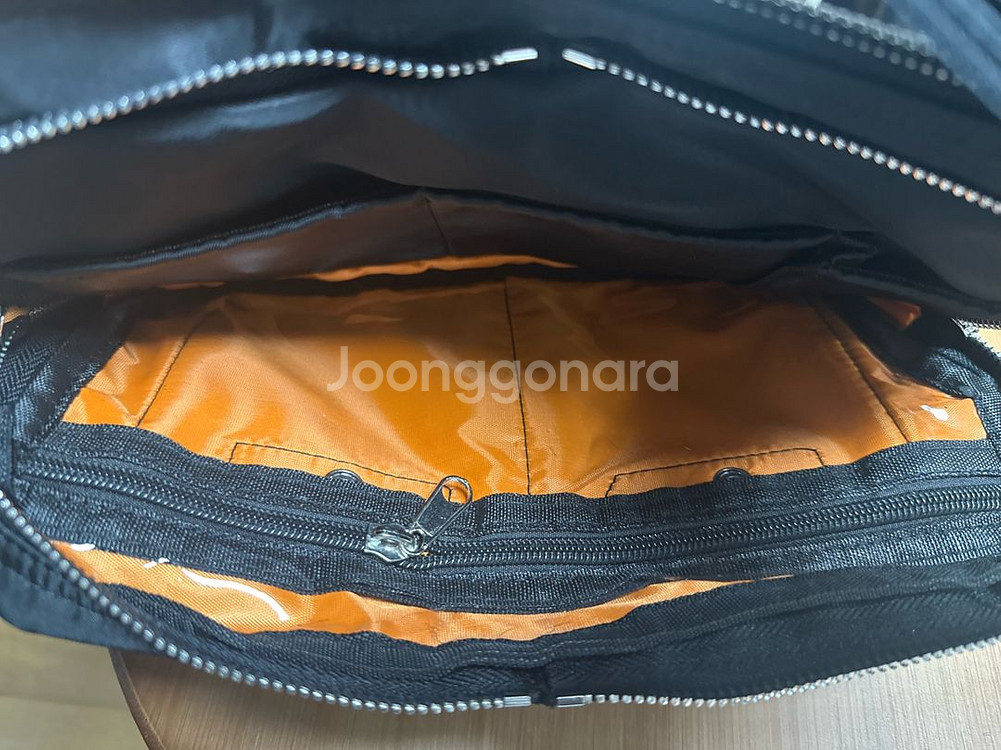 ㅇㄹ 포터 탱커 숄더백 S 팝니다.--1