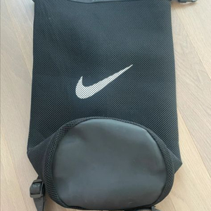 나이키 수영 매쉬 백팩