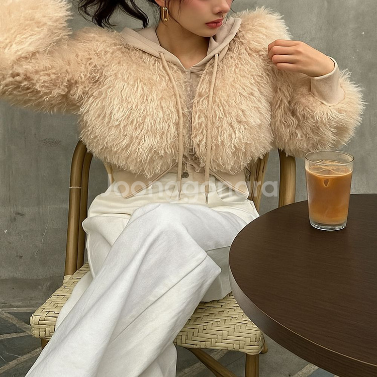 페이크퍼 후드 자켓숏점퍼(3color)ㅡ무배--0