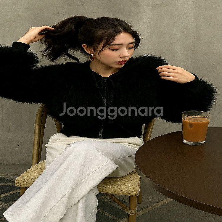 페이크퍼 후드 자켓숏점퍼(3color)ㅡ무배--4