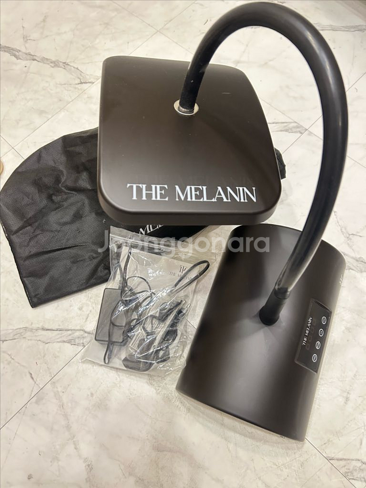 (새제품)더멜라인 LED 피부관리기기--1