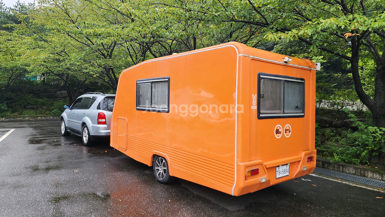 캠핑 카라반 트레일러--1